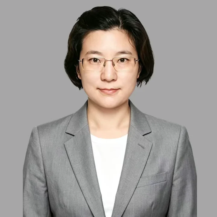 Portrait of Lisa LIU